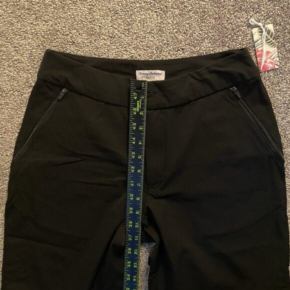 Tommy Bahama Active Women's Shorts 9" Bermuda Black Zip Front Pockets Size S NWT - Picture 11 of 16